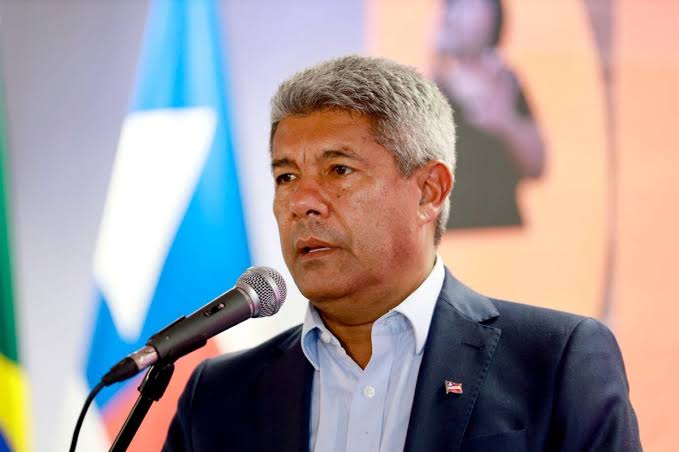 jeronimo-rodrigues-comenta-possivel-mudanca-na-lideranca-do-governo-na-alba-e-situacao-de-jusmari-no-governo-estadual1541501668 (3)